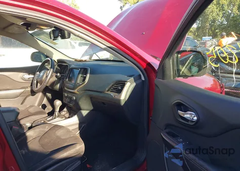 2016 Jeep Cherokee Latitude from USA, damaged, VIN 1C4PJMCS3GW113027